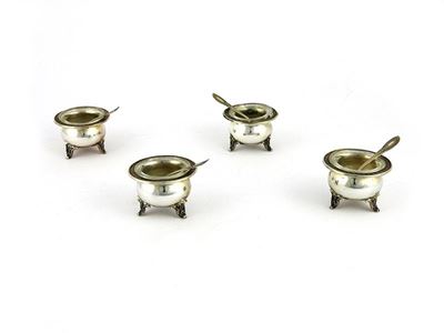 Serie di Quattro Salierine in Argento