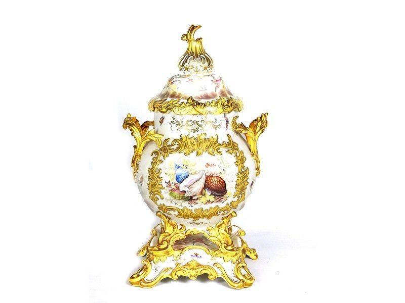 Grande Vaso Biansato in Porcellana Policroma