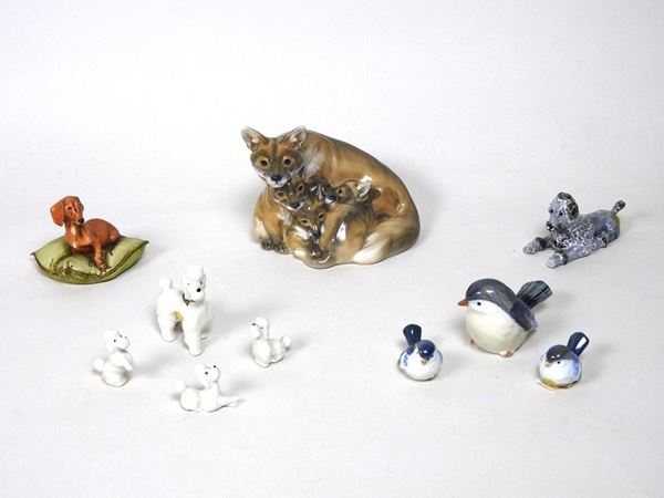 Lotto di piccoli animali in porcellana policroma