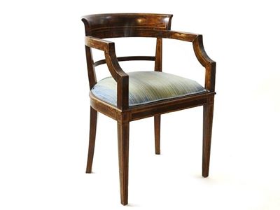 Poltroncina a Pozzetto in Noce Intarsiata