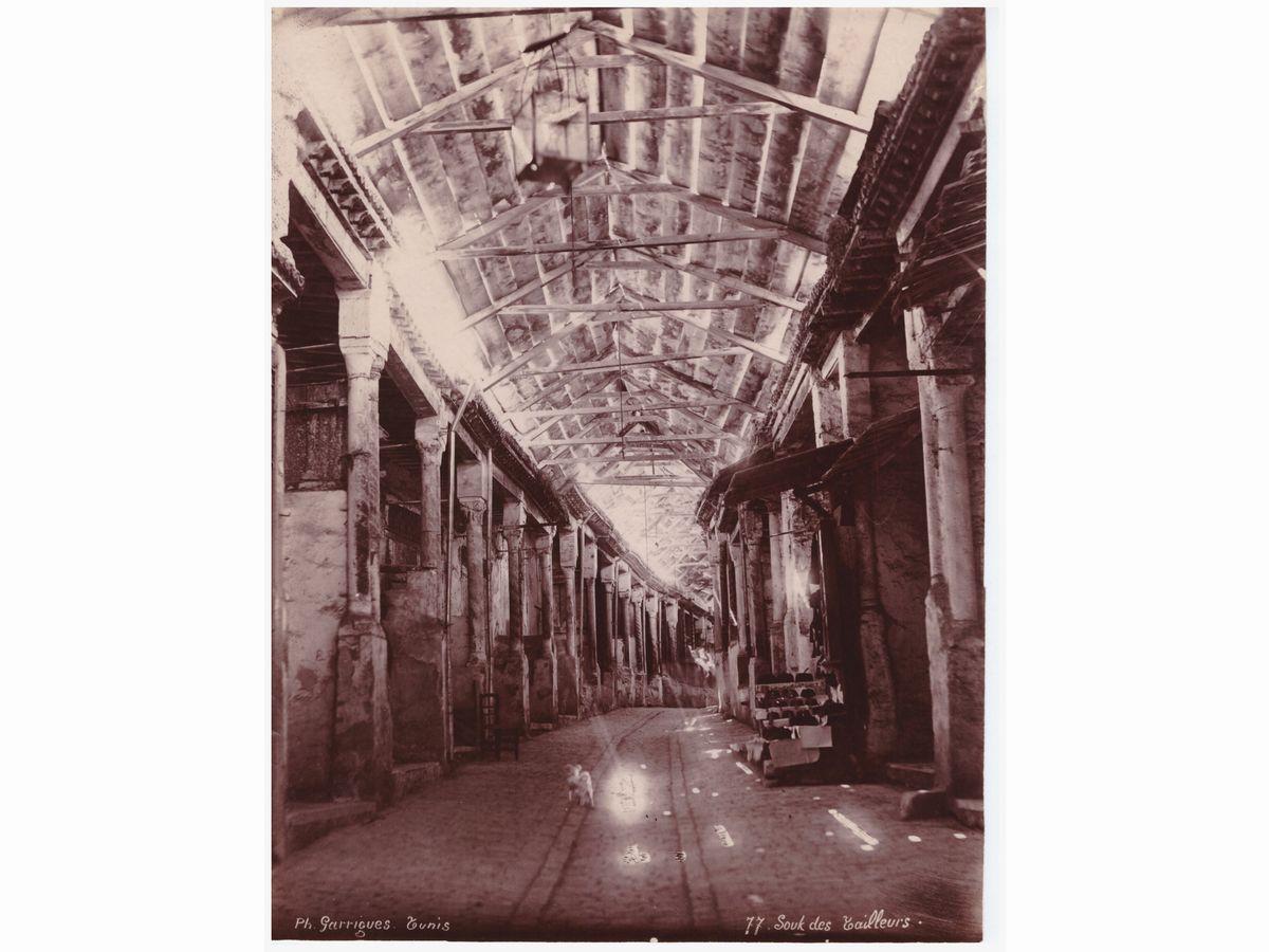 J. Andrè Garrigues - Tunis - Mds. De Lègumes N° 84 e Tunis - 77 Souk Des Tailleurs