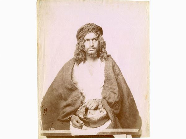 Pappa Peridis : Bedouin d'Arabe  (1890 circa)  - Asta Fotografie tra Ottocento e Novecento - Maison Bibelot - Casa d'Aste Firenze - Milano