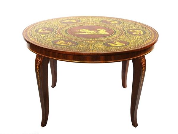 Round Rosewood Veneered Table